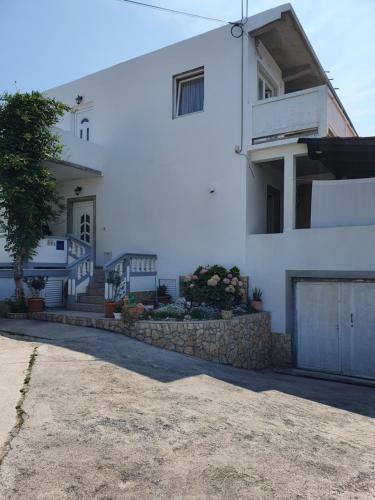 Apartments Damir Poldan