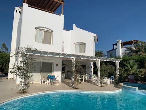 Snow White Villa