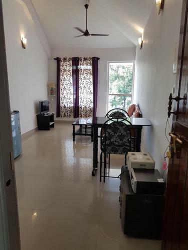 Apartamento Ary Royal Palms - 1 Bhk