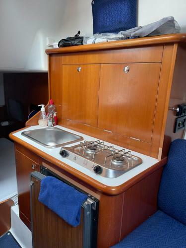 Bateau � Quai Village Naturiste