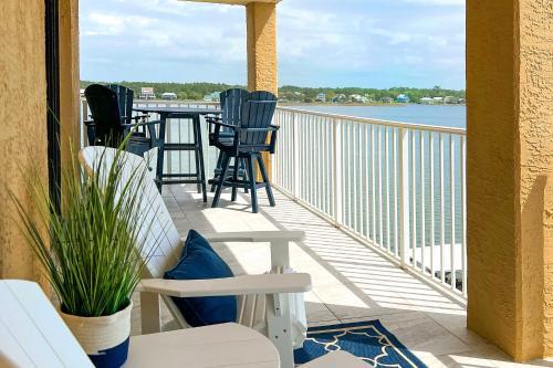 Apartamento Waterfront Gulf Shores Escape With Dock And Slip!