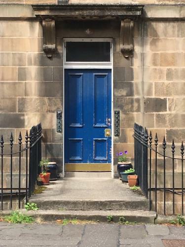 Fabulous Stockbridge Apartment