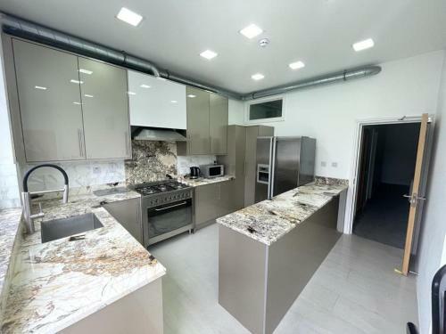 Hostal 371 Guest House Ig1 4uq