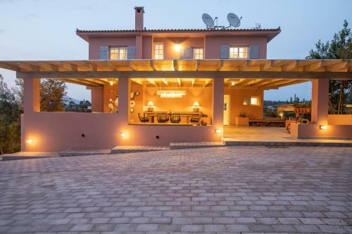 Villa Olive Grove Rock House