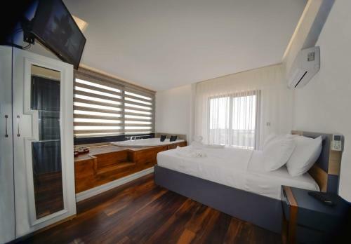 Luxury Life Villas