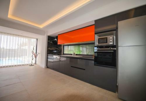 Luxury Life Villas