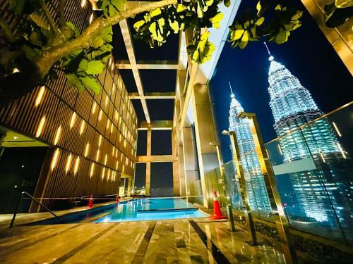 Apartamento Tropicana The Residences Klcc Cozeestay