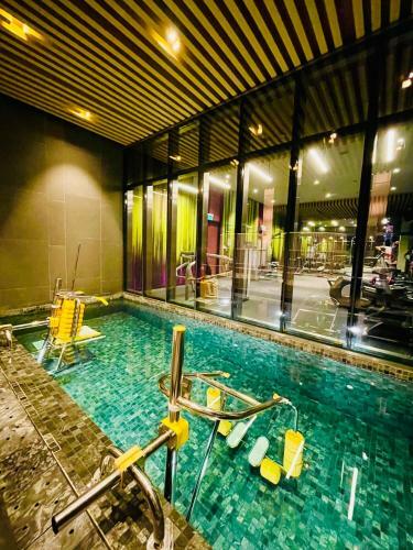Apartamento Tropicana The Residences Klcc Cozeestay