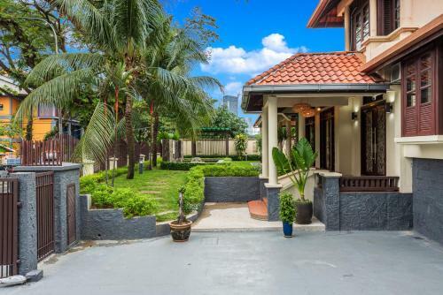 9225sf 6br 27pax Private Pool Villa, 1km To Klcc
