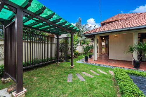 9225sf 6br 27pax Private Pool Villa, 1km To Klcc
