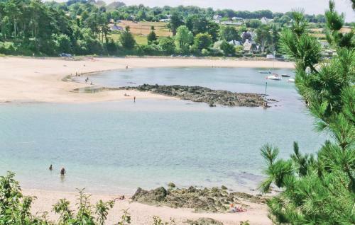 Holiday Home Rue De Kera�l