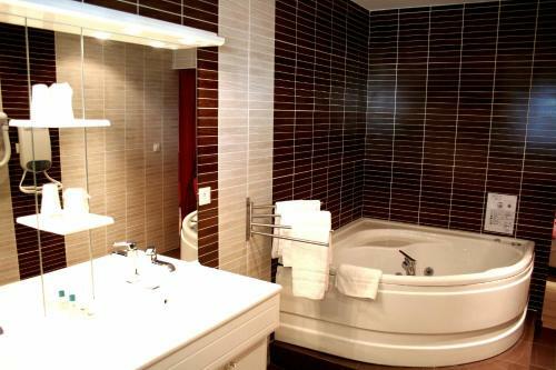 Hotel H�tel Restaurant Caribou
