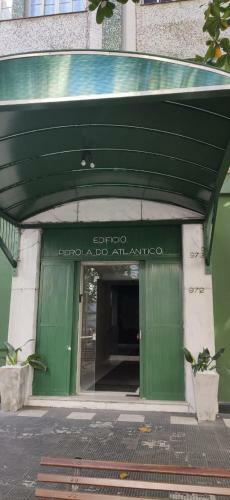 Apartamento Pitangueiras Kitnetes