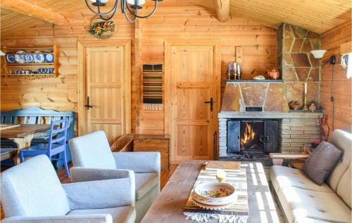 Nice Home In Vinstra With 4 Bedrooms