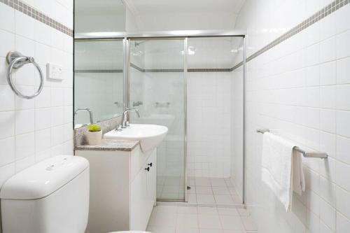 Cosmopolitan Apartment, Crows Nest