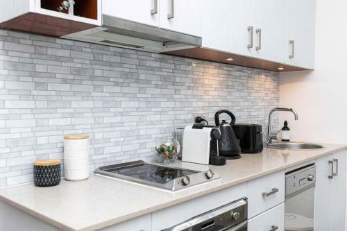 Apartamento Bright Beachfront Studio With Terrace & Aircon