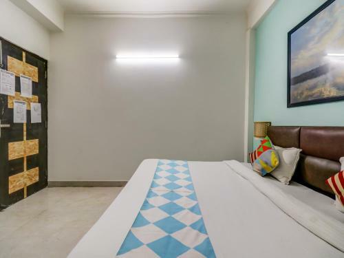 Hostal Oyo 80291 Jk Brothers Residency