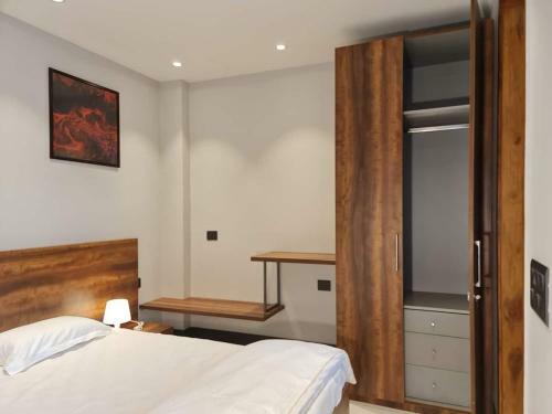 Apartamento Apt# One-four-two - With Lift - High Speed Wifi - Smart Tv