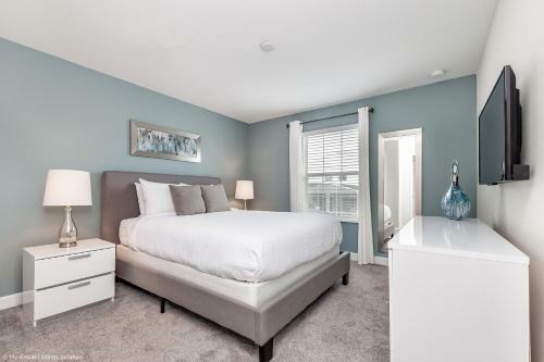 New Pool Home, 10 Mi To Disney Free Waterpark