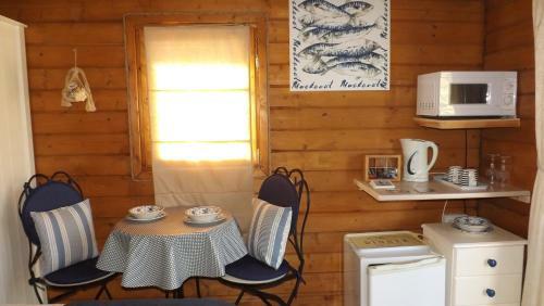 Bed & Breakfast Luxury Log Cabin With Views Of The Devon Countryside