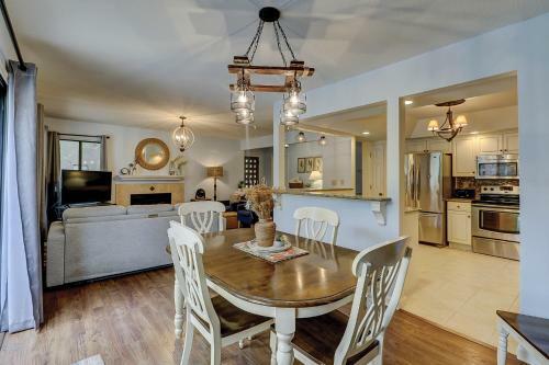 161 Beachwalk 2 Br Near Ocean Shipyard