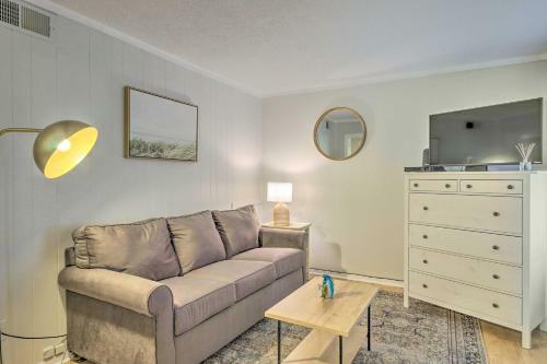 Apartamento Hilton Head Resort Condo Walk To The Beach!