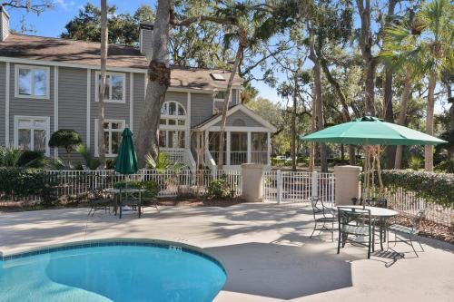 Villa 7602 Huntington
