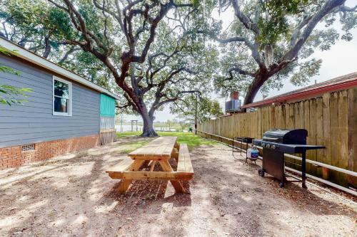 Murrells Inlet Fishing Lodge