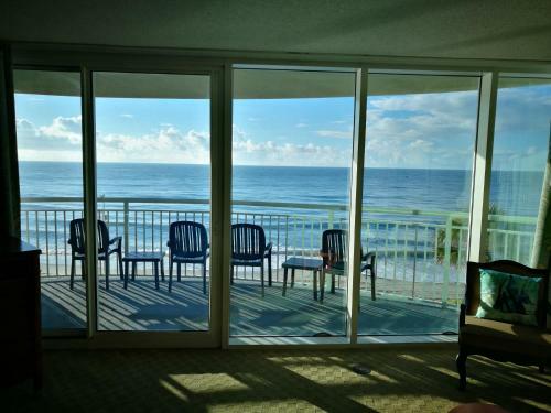 Apartamento Deluxe Ocean Front Two-bedroom Condo In Sandy Beach Resort