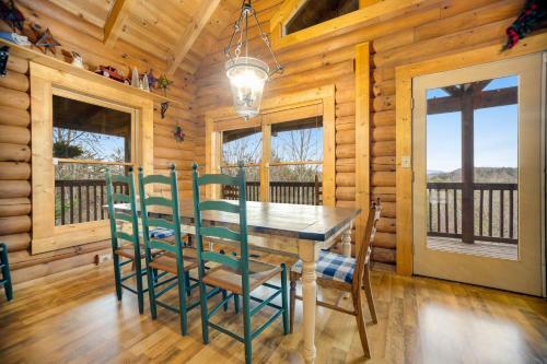 Rocky Top Mountain Retreat
