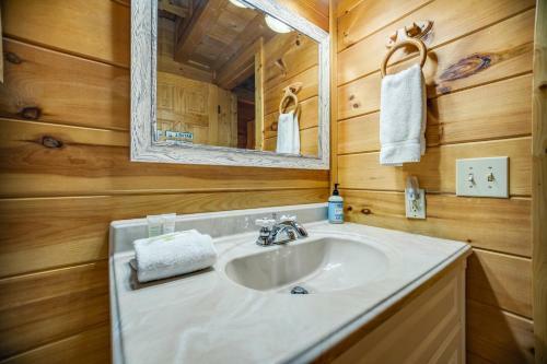 Rocky Top Mountain Retreat