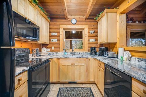 Rocky Top Mountain Retreat