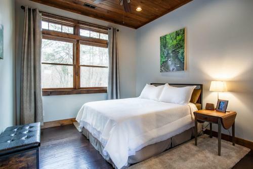 Hickory Homestead - Hottub, Wcaccessible