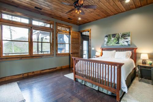 Hickory Homestead - Hottub, Wcaccessible