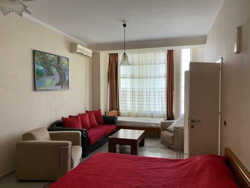 Kacaj?s House