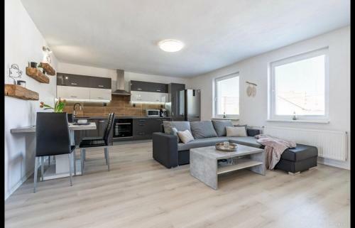 Smith Apartment