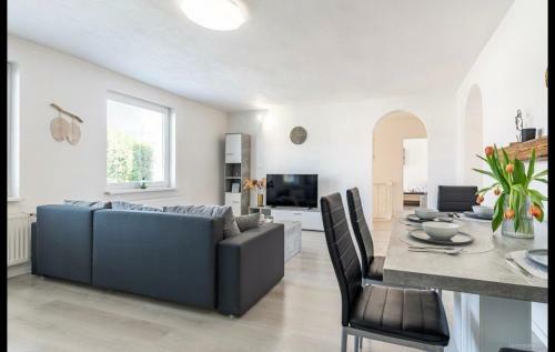 Smith Apartment