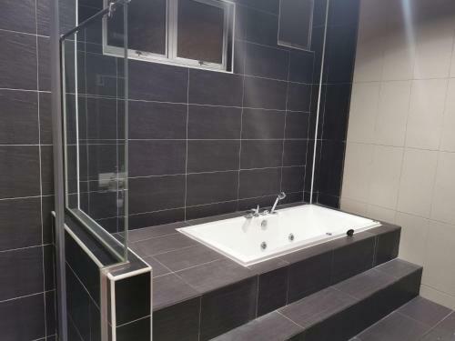 Apartamento Double Storey Penthhouse Amansari Resort Seri Alam