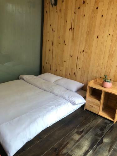 Hostal B?p House