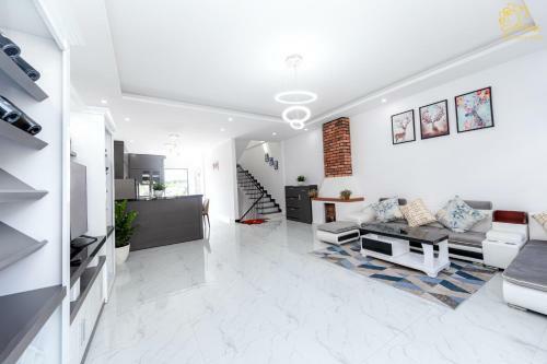 Sang Villa ?� L?t