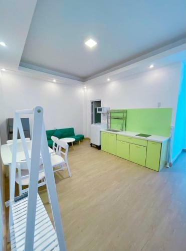 Intown Apartment