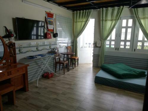 Hostal Anh ?�o's House Dalat
