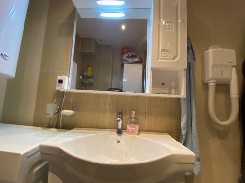 One Bedroom Apartment In Avalon