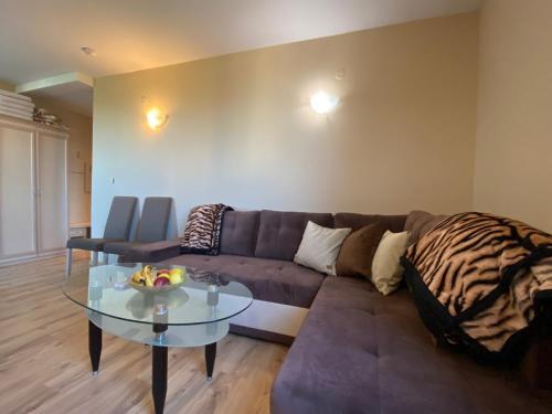 One Bedroom Apartment In Avalon