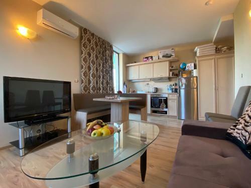One Bedroom Apartment In Avalon