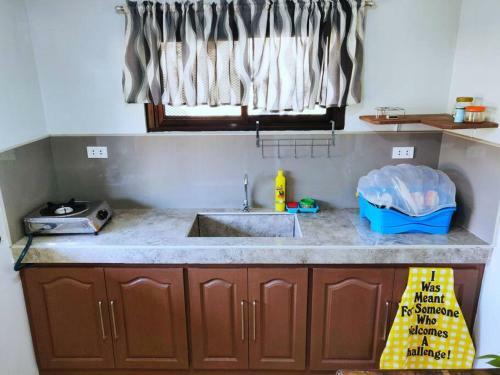 Entire House With Wifi,netflix,karaoke Machine.