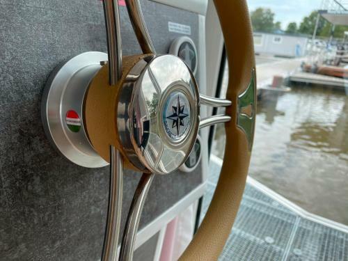 Hausboot-urlaub24 - Marina Buchholz