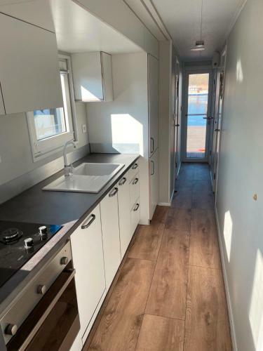 Hausboot-urlaub24 - Marina Buchholz