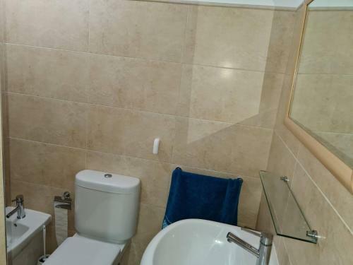 Cozy Apartment 30m From Rodeira Beach, Garage And Wifi