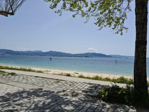 Cozy Apartment 30m From Rodeira Beach, Garage And Wifi